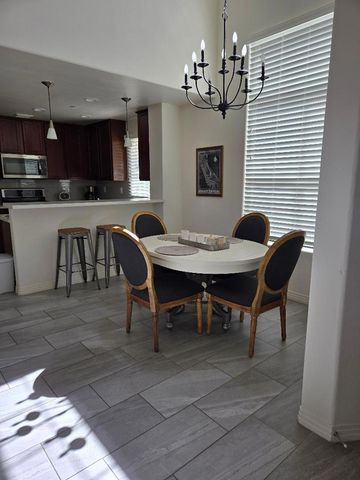 52430 Hawthorn Court, La Quinta, CA 92253