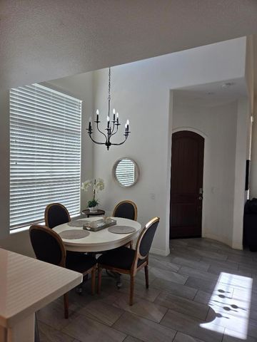 52430 Hawthorn Court, La Quinta, CA 92253