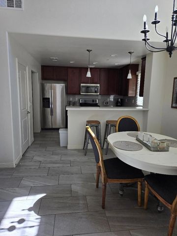 52430 Hawthorn Court, La Quinta, CA 92253