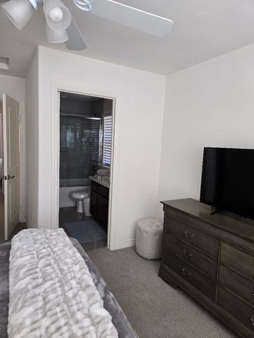 52430 Hawthorn Court, La Quinta, CA 92253