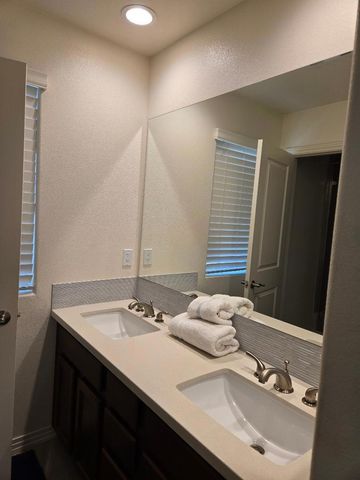 52430 Hawthorn Court, La Quinta, CA 92253