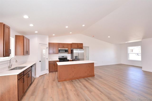 1916 E Spanish Lady Lane, Pueblo, CO 81007