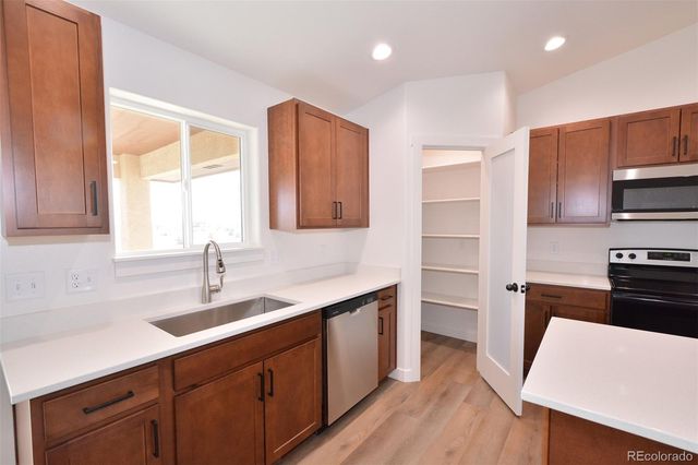 1916 E Spanish Lady Lane, Pueblo, CO 81007