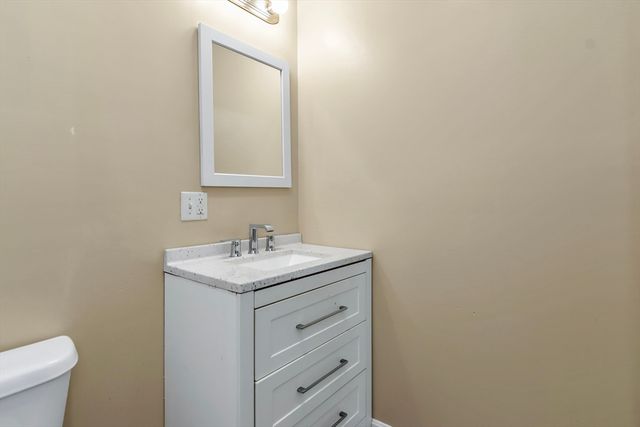 202 Broadway 2-3, Lawrence, MA 01840