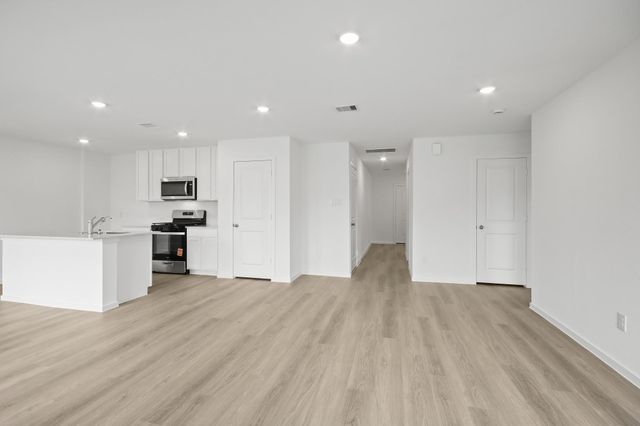 988 Sutherland Falls Street, Conroe, TX 77303