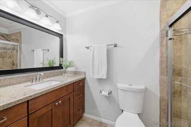 10709 Lisa Meadows Dr Unit B, Santee, CA 92071