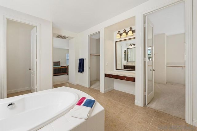 6376 Huntington Dr, Carlsbad, CA 92009