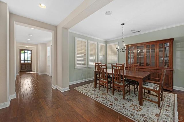 6376 Huntington Dr, Carlsbad, CA 92009