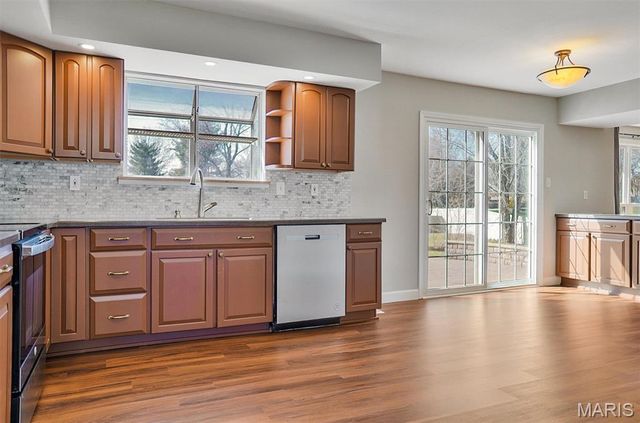 1341 Cherry Glen Court, Chesterfield, MO 63017