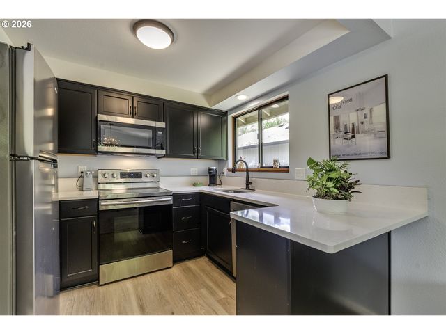 18321 Sw JANN Dr, Beaverton, OR 97003