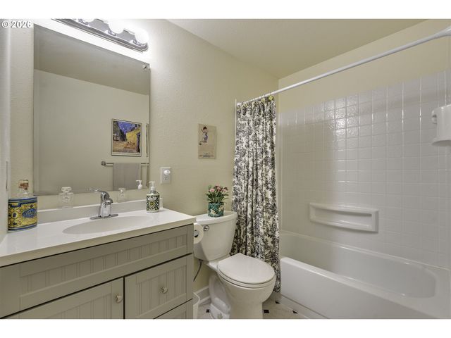 18321 Sw JANN Dr, Beaverton, OR 97003
