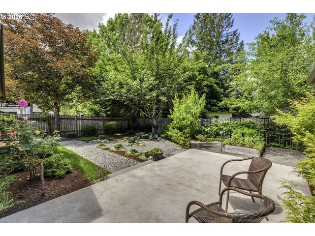 18321 Sw JANN Dr, Beaverton, OR 97003