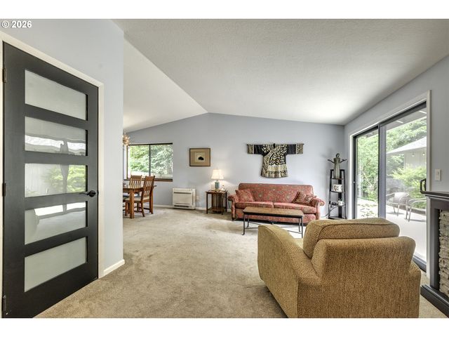18321 Sw JANN Dr, Beaverton, OR 97003