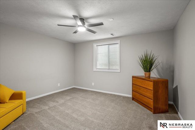10414 S 209 Street, Gretna, NE 68028