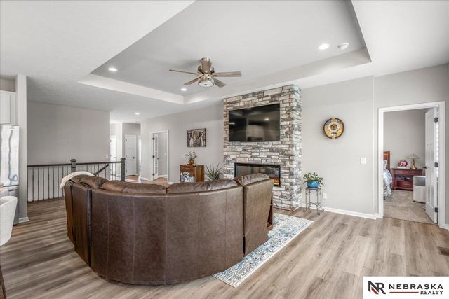 10414 S 209 Street, Gretna, NE 68028