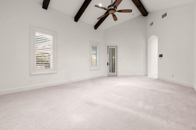 10 Maroon Creek Court, The Woodlands, TX 77389