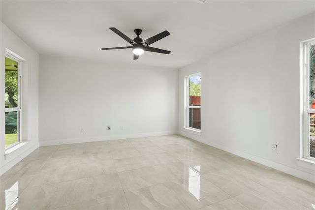 1934 Creek Wood Court, Irving, TX 75060