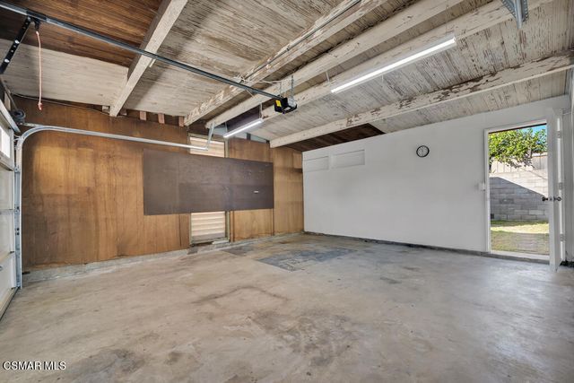 17937 Keswick Street, Reseda, CA 91335