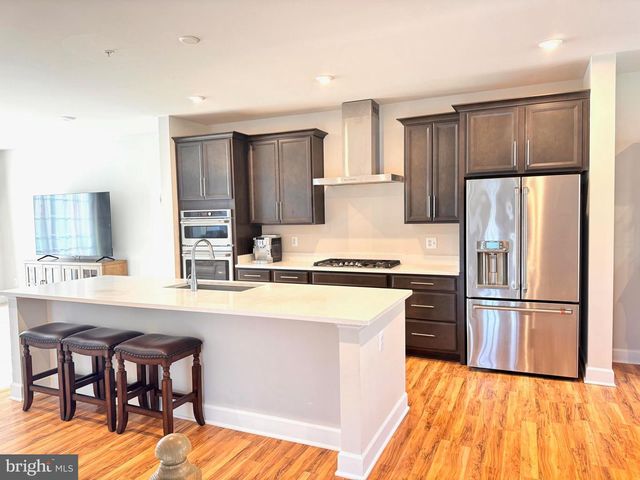 10851 FOXTROT CIR, Upper Marlboro, MD 20772