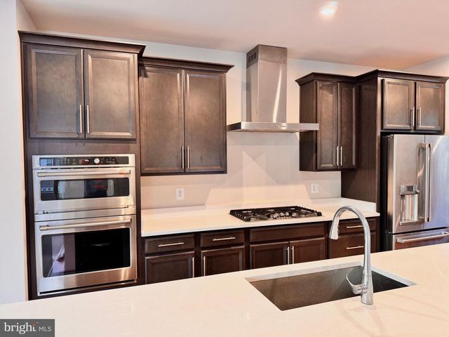 10851 FOXTROT CIR, Upper Marlboro, MD 20772
