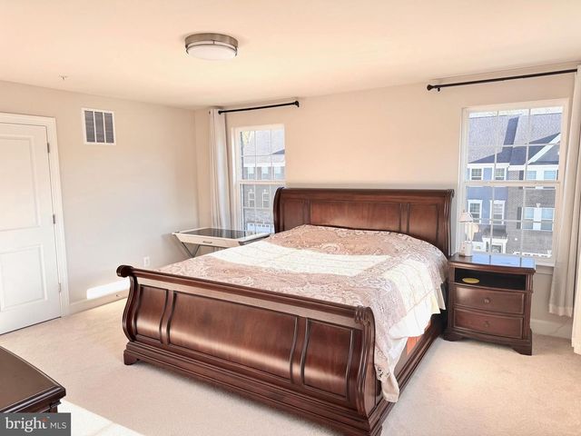 10851 FOXTROT CIR, Upper Marlboro, MD 20772