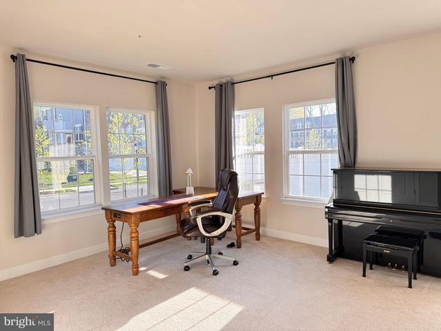 10851 FOXTROT CIR, Upper Marlboro, MD 20772