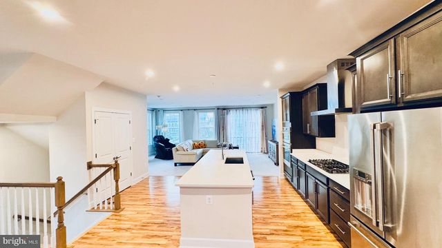 10851 FOXTROT CIR, Upper Marlboro, MD 20772