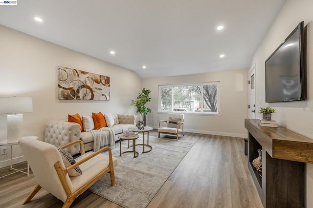 4535 Lobos Ave, San Jose, CA 95111