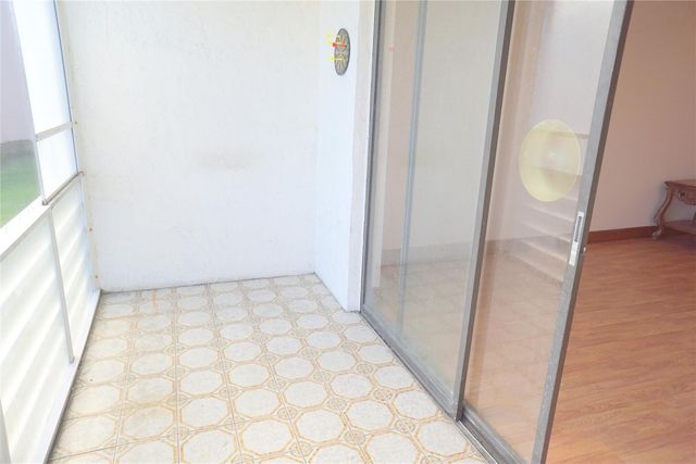 2821 Somerset Drive 203, Lauderdale Lakes, FL 33311