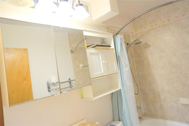 2821 Somerset Drive 203, Lauderdale Lakes, FL 33311