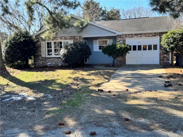 932 Wilson LN, Hampton, VA 23663