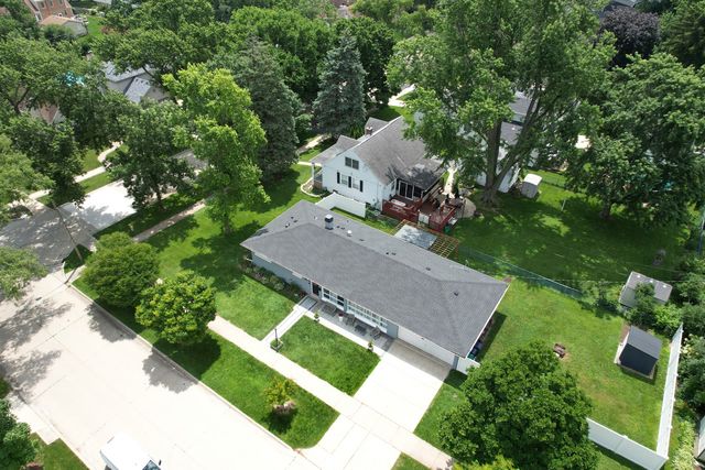 323 E Taylor Road, Lombard, IL 60148