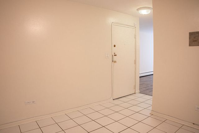 415 Wesley Avenue 24, Oak Park, IL 60302