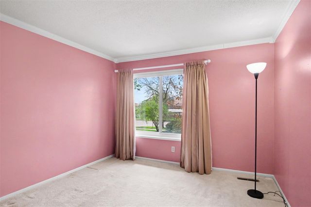2454 W Collier Avenue 101, Grand Rapids, MI 49546