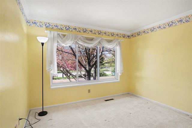 2454 W Collier Avenue 101, Grand Rapids, MI 49546