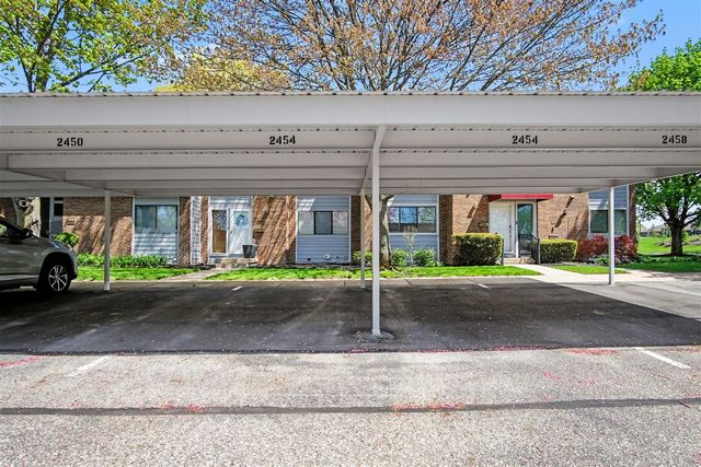 2454 W Collier Avenue 101, Grand Rapids, MI 49546