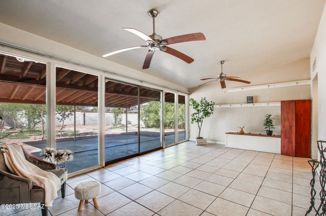 2753 N Tyndall Avenue, Tucson, AZ 85719