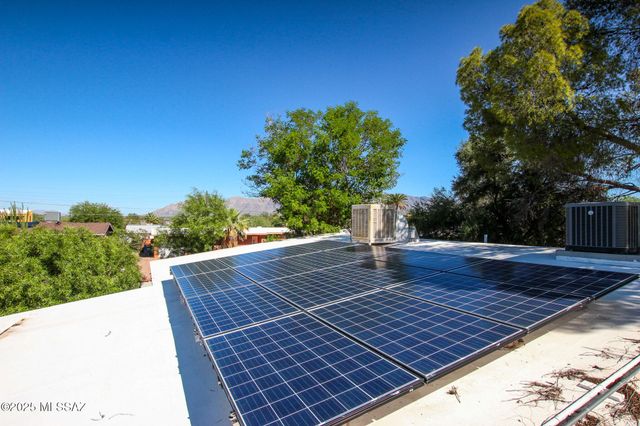 2753 N Tyndall Avenue, Tucson, AZ 85719