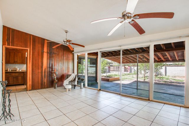 2753 N Tyndall Avenue, Tucson, AZ 85719