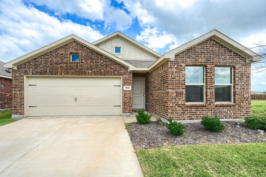 1318 Eldridge Pond Street, Forney, TX 75126