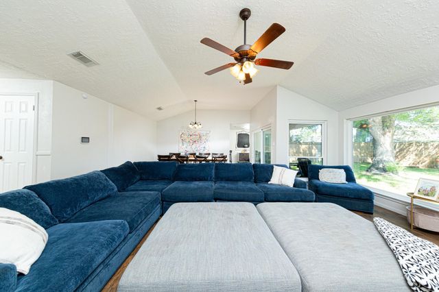21338 Highland Knolls Drive, Katy, TX 77450