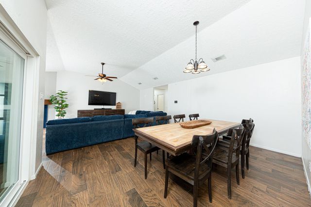21338 Highland Knolls Drive, Katy, TX 77450
