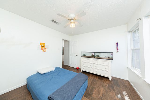 21338 Highland Knolls Drive, Katy, TX 77450