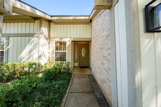 21338 Highland Knolls Drive, Katy, TX 77450