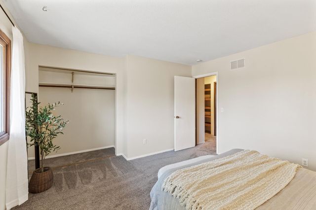 13501 Heather Hills Drive, Burnsville, MN 55337