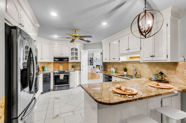 104 Dresden Drive, Goose Creek, SC 29445