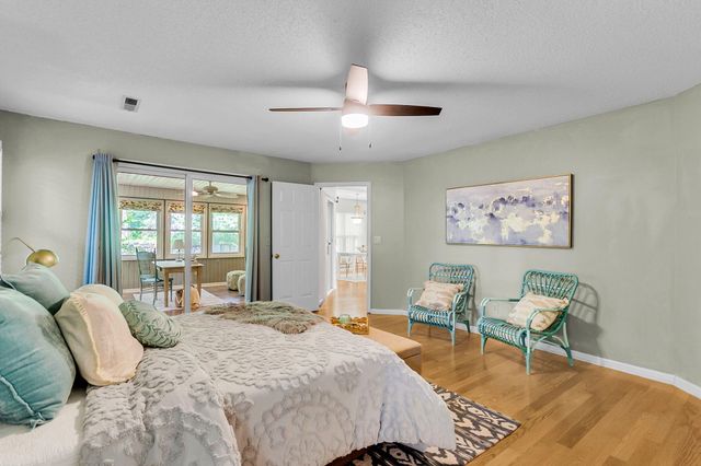 104 Dresden Drive, Goose Creek, SC 29445