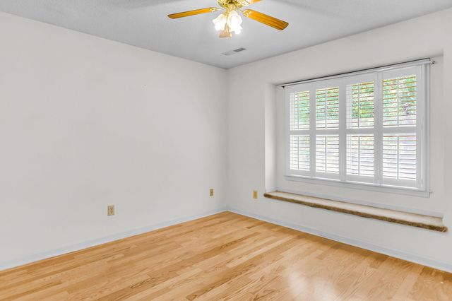 104 Dresden Drive, Goose Creek, SC 29445