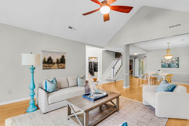 104 Dresden Drive, Goose Creek, SC 29445