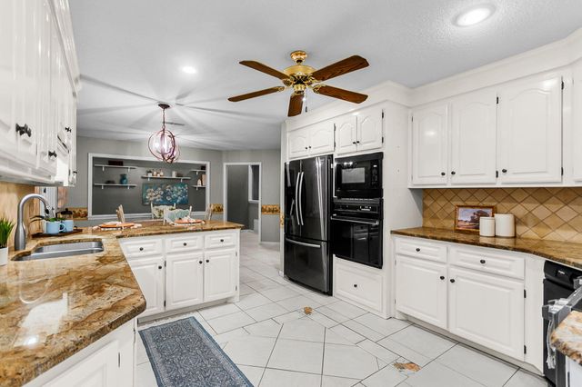 104 Dresden Drive, Goose Creek, SC 29445